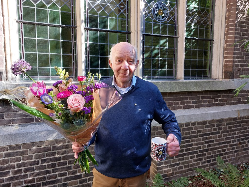 Jubilarus Piet Koetsier krijgt een erespeld!
