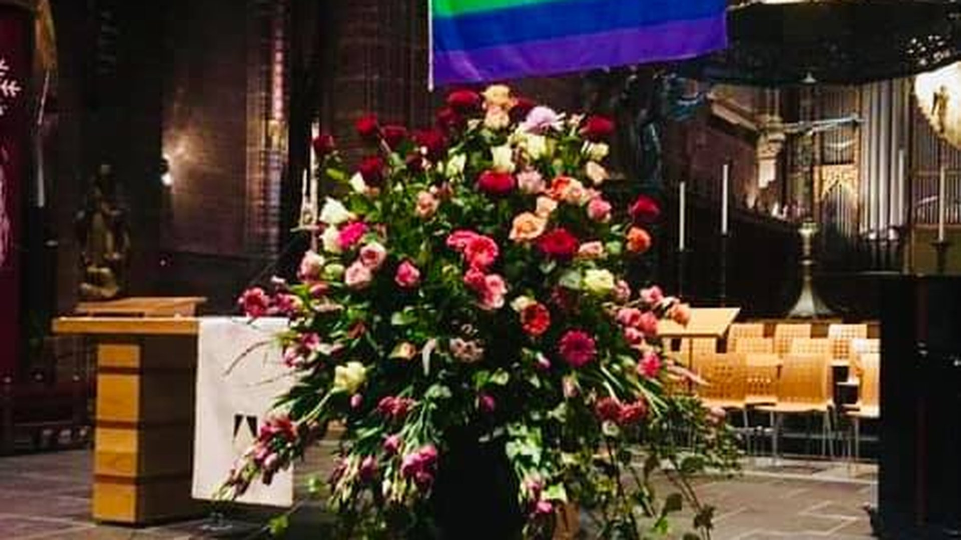 Prachtige Viering van Liefde in de Dominicanenkerk