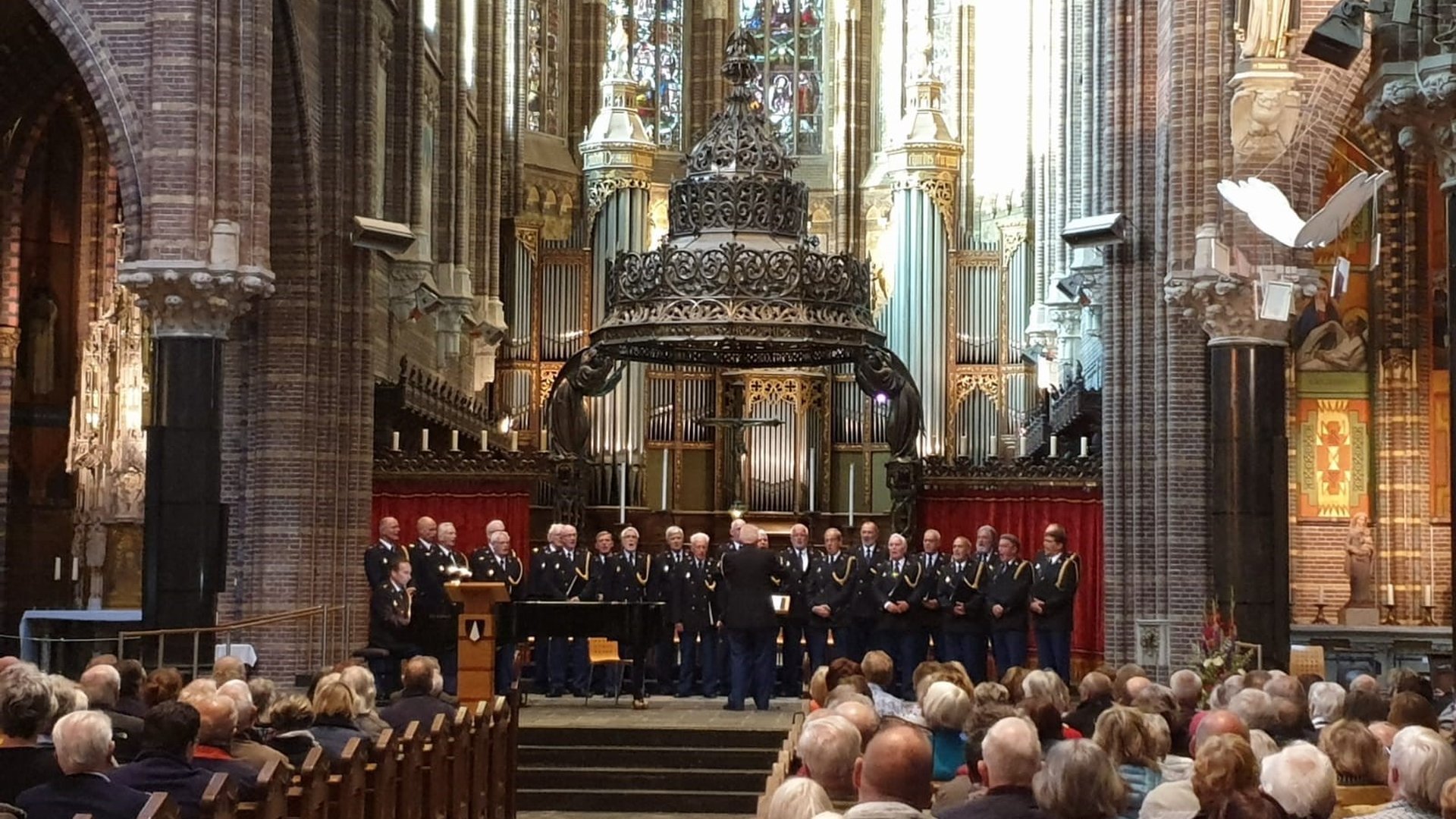 Prachtig slotconcert IJssellands Politie Mannenkoor